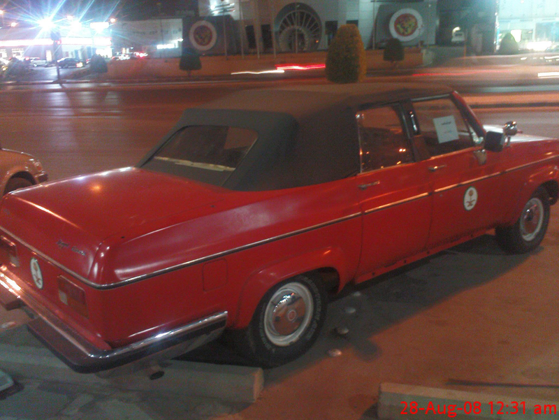 Stutz Bear on the streets of Saudi Arabia. (Photo: Abdulrahman Rammal)